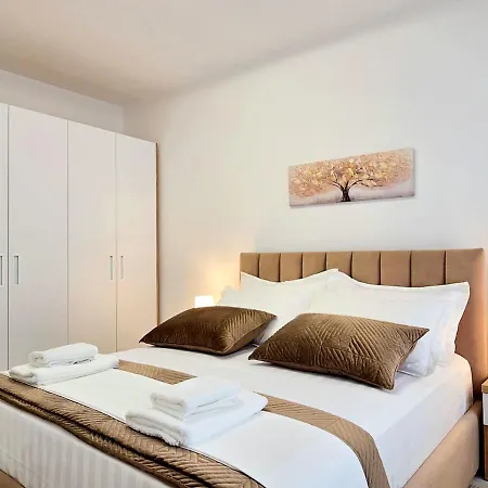 Jona's Luxury Escape C23 Apartment Sarande